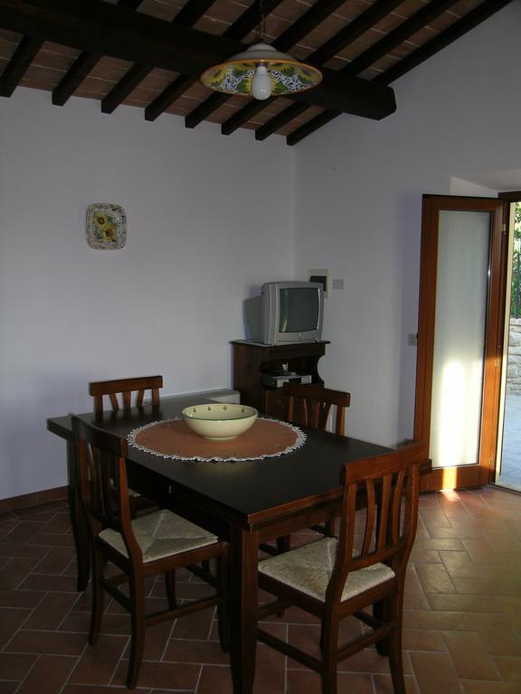 Agriturismo Podere Ossaia Cortona Rom bilde